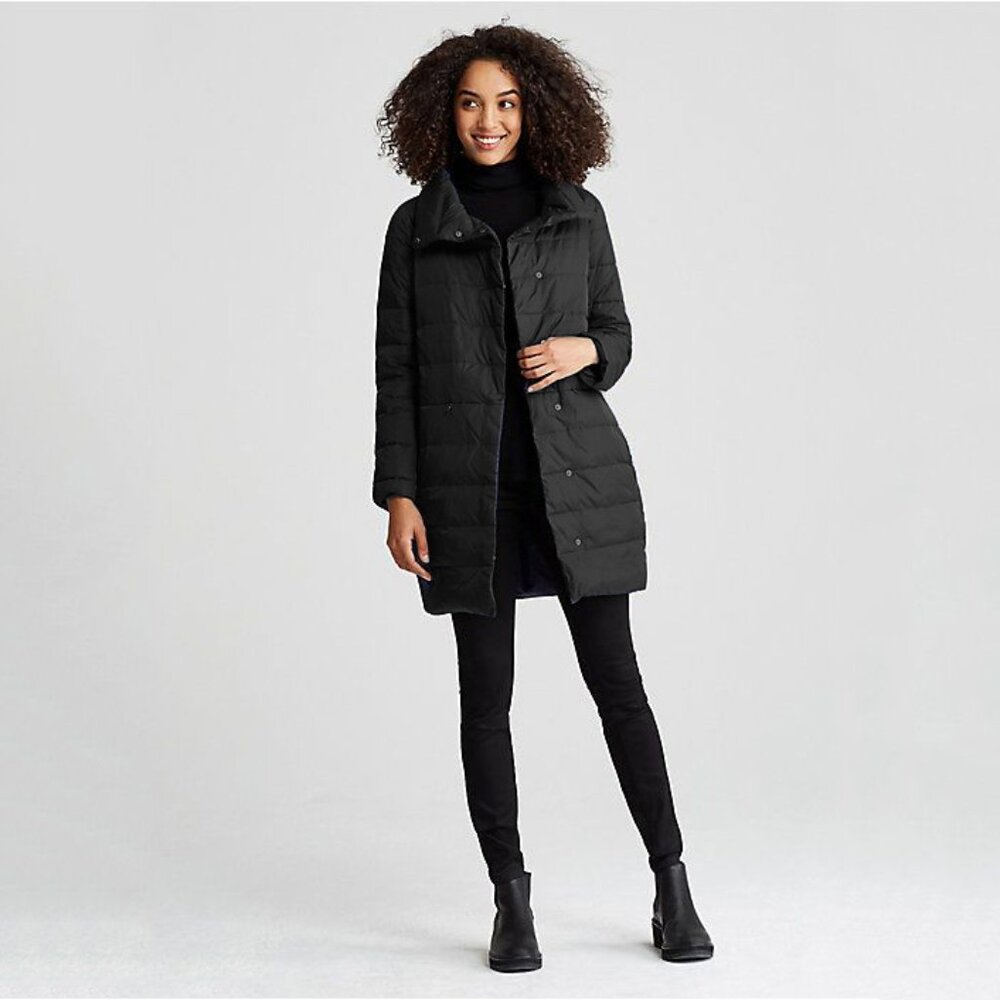 Eileen Fisher Nylon Stand Collar Cocoon Down Coat in Black - sz XL